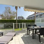With Terrace, 250m From The Appartement