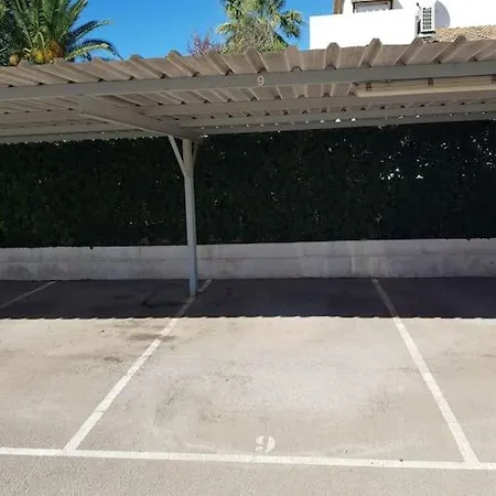 With Terrace, 250m From The 데니아