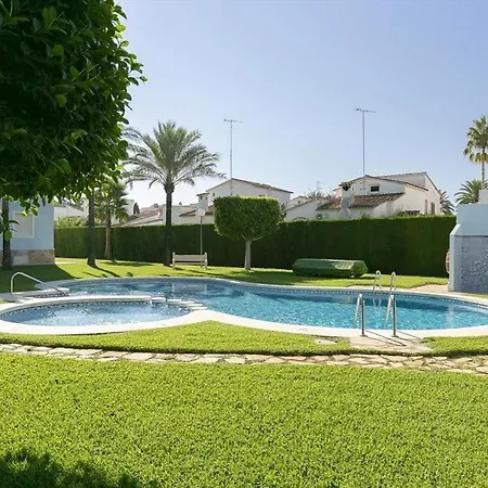 With Terrace, 250m From The Denia