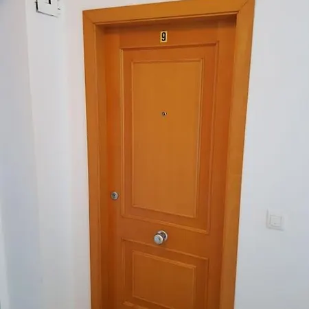 With Terrace, 250m From The * 데니아